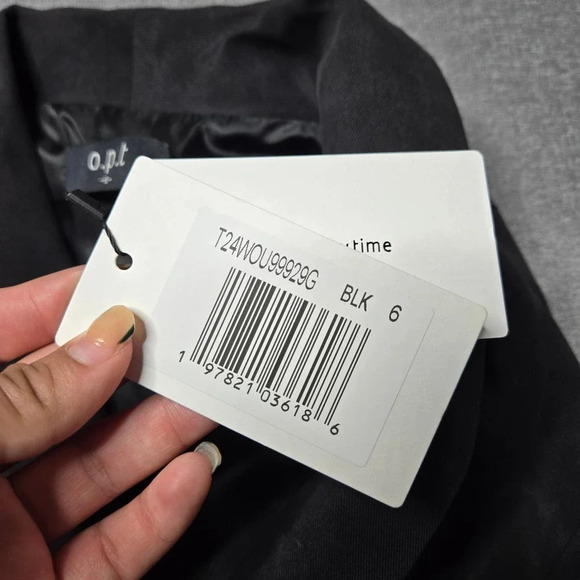 O.P.T. Black Sleeveless 3 Button Vest - Picture 5 of 6